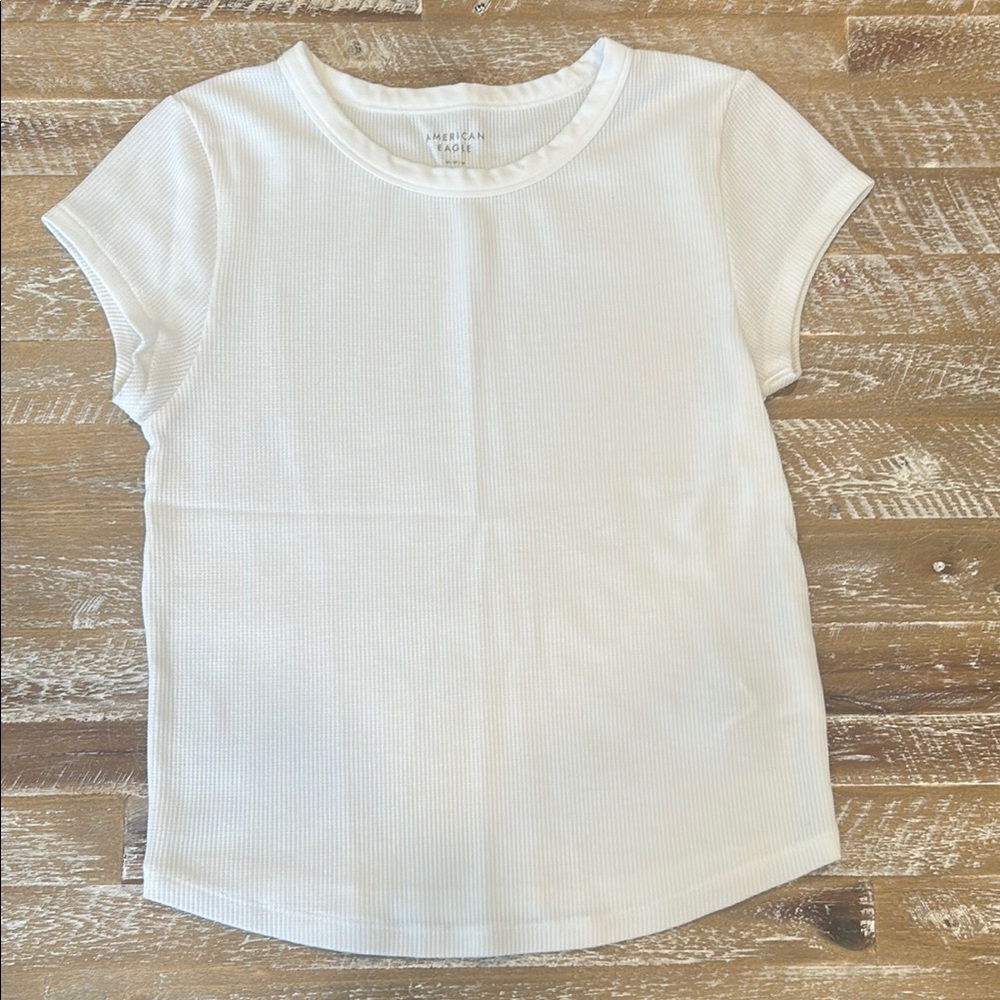 American Eagle Outfitters White Short Sleeve Tee